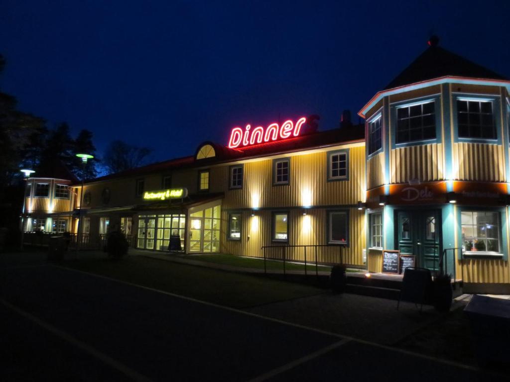 Dinners Arboga Buitenkant foto